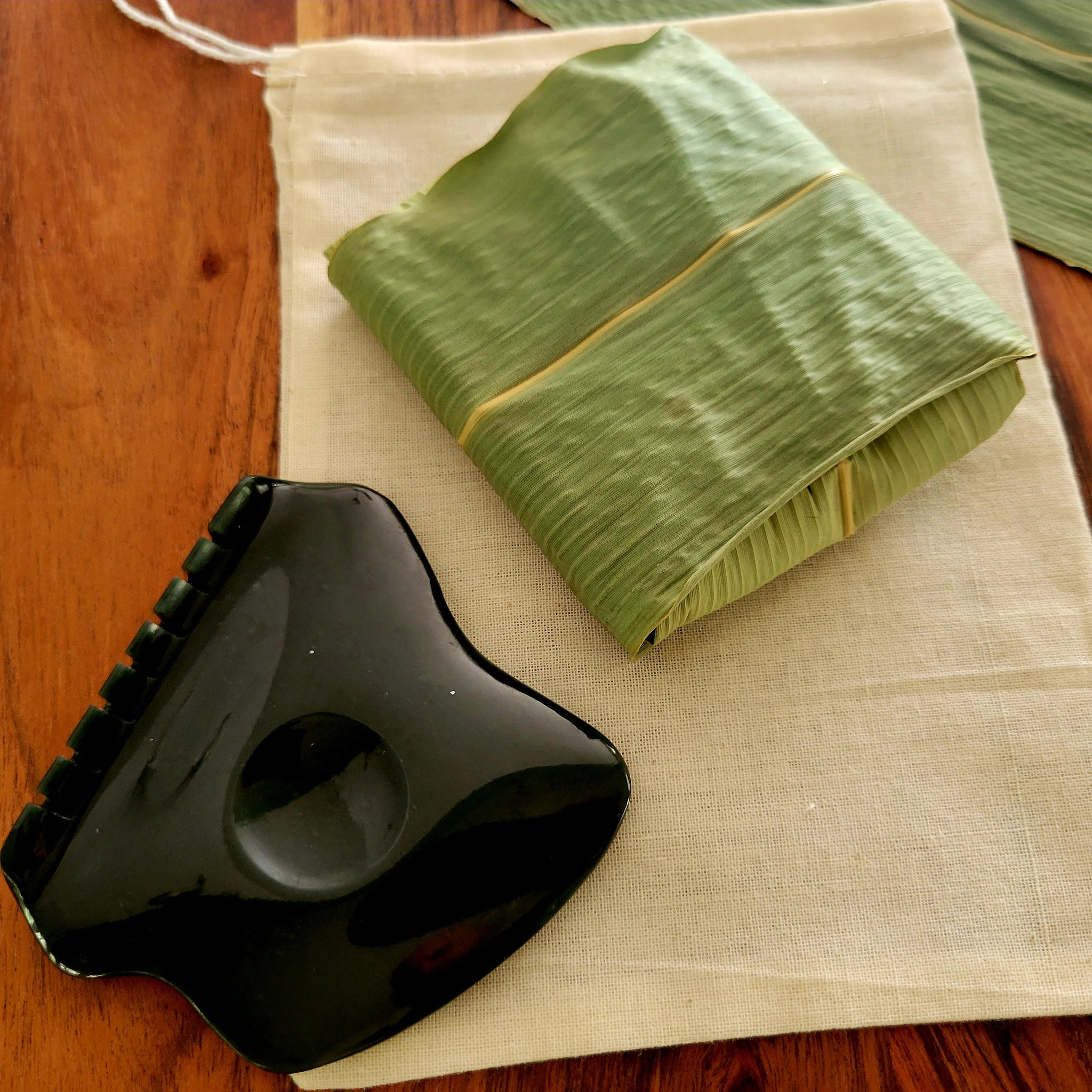 Gua Sha - Pure Nephrite Jade - Facial Massage Tool